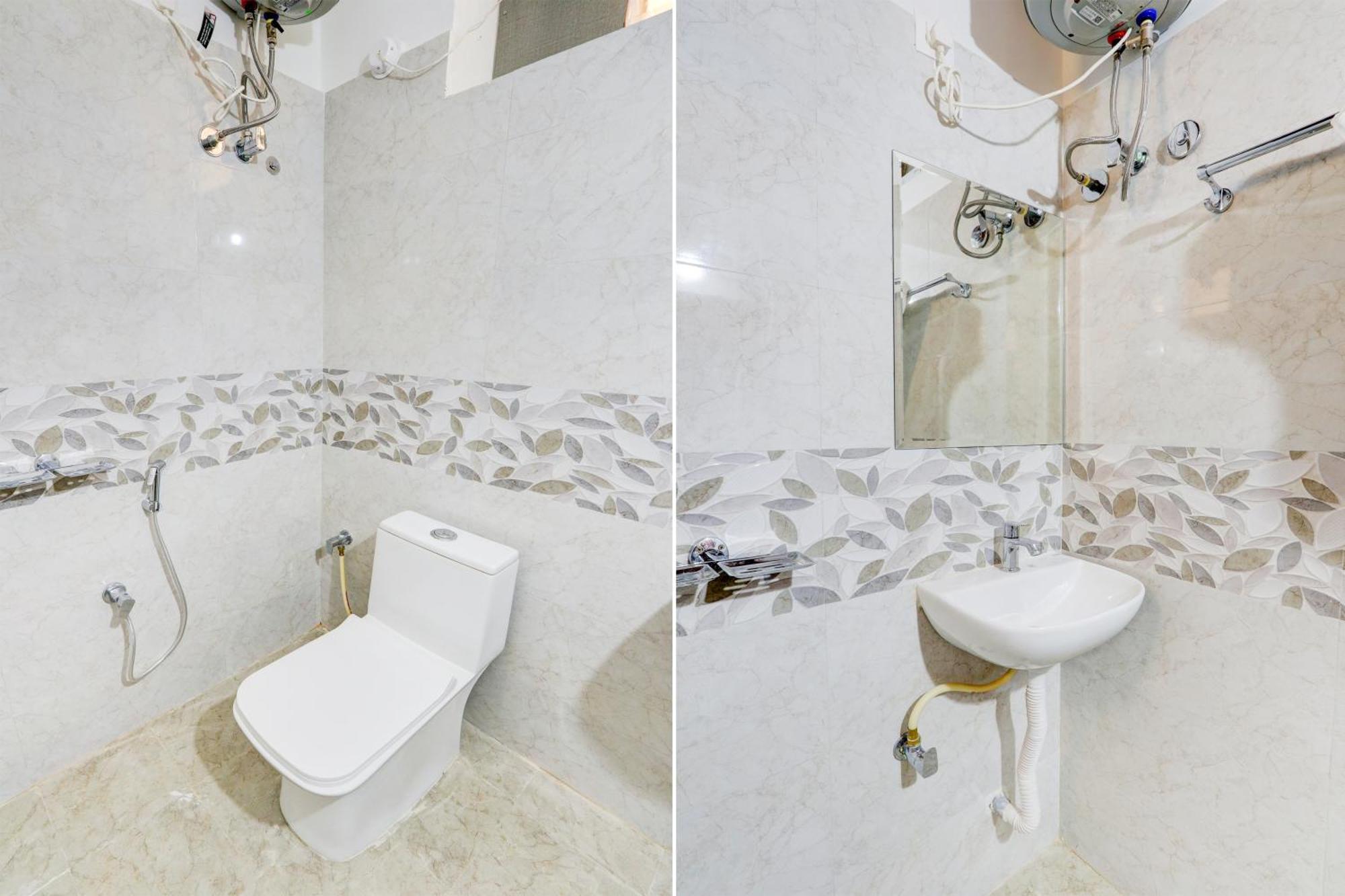 Townhouse Nirvana Elite Hotel 4*