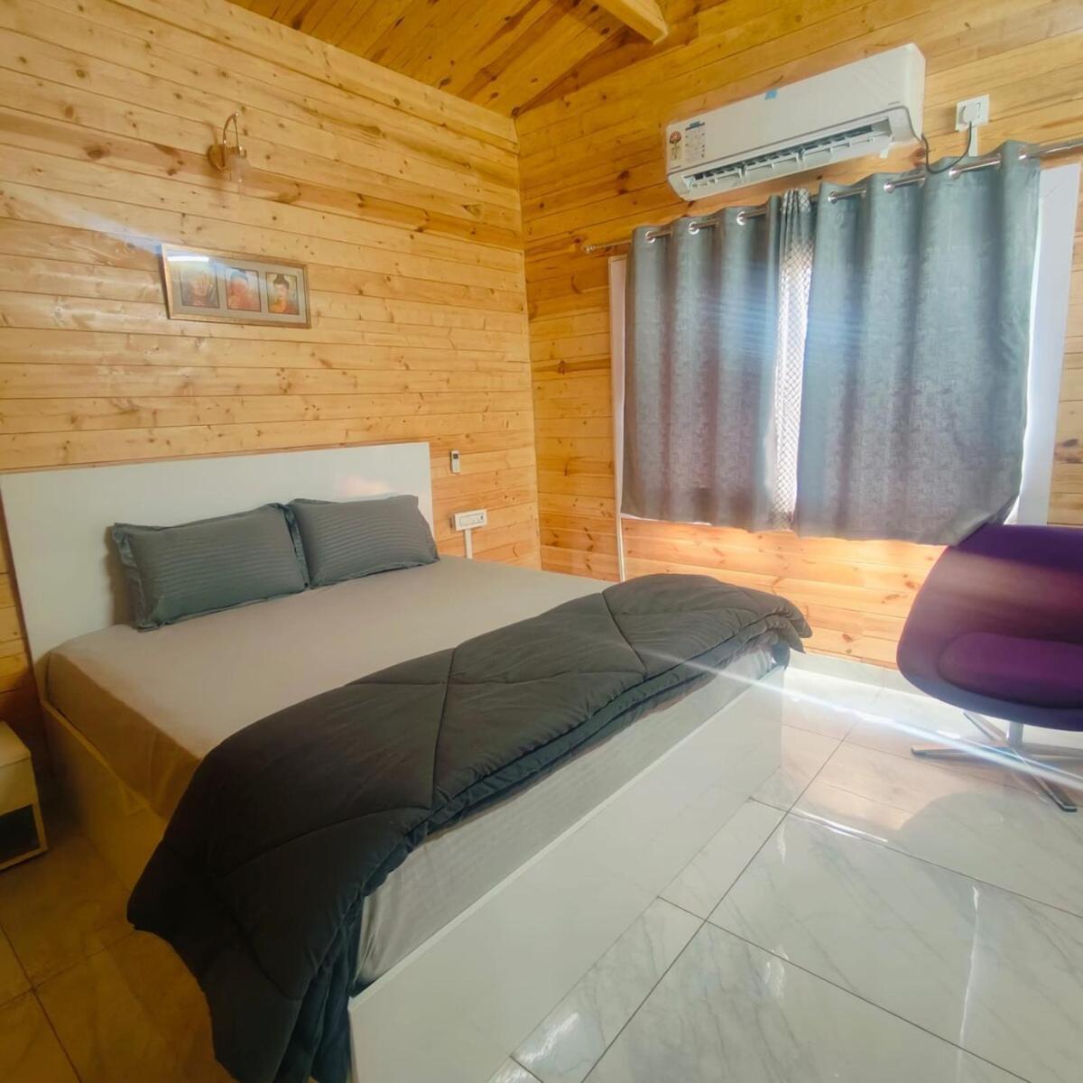 Private Pool 3bhk Wooden Moinabad Kukufarm * Hyderabad