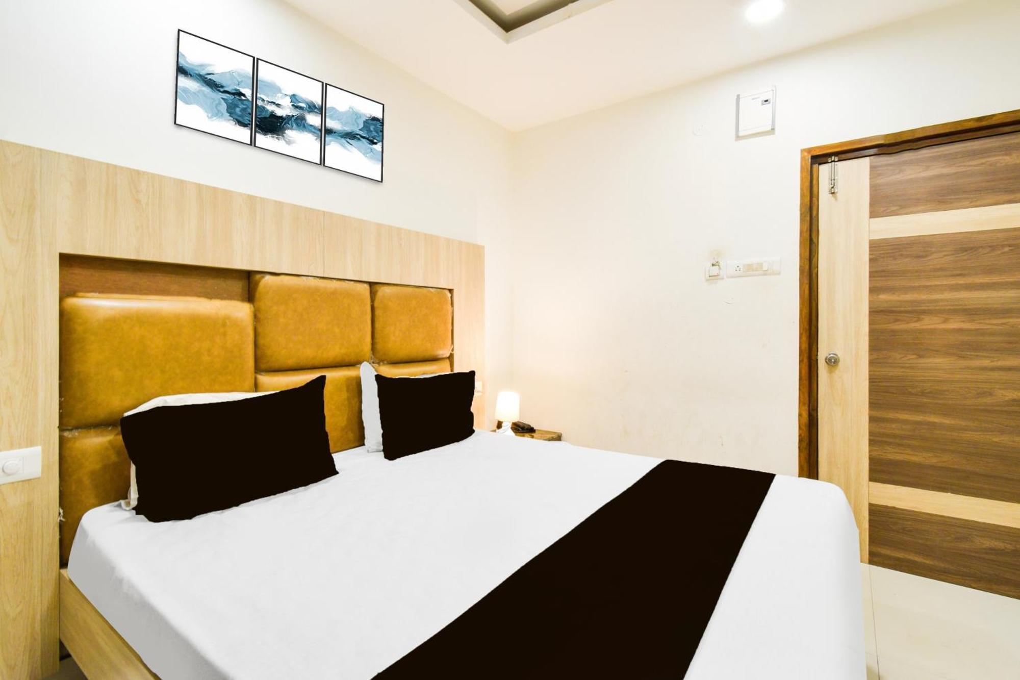 Super Townhouse Raniganj Formerly Devi Residency