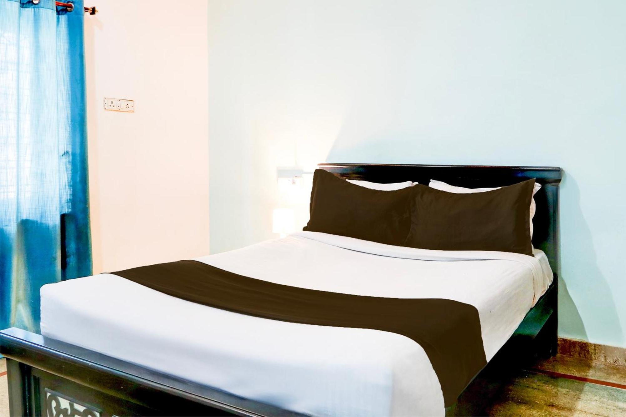 O Pleasant Hotel Maula Ali