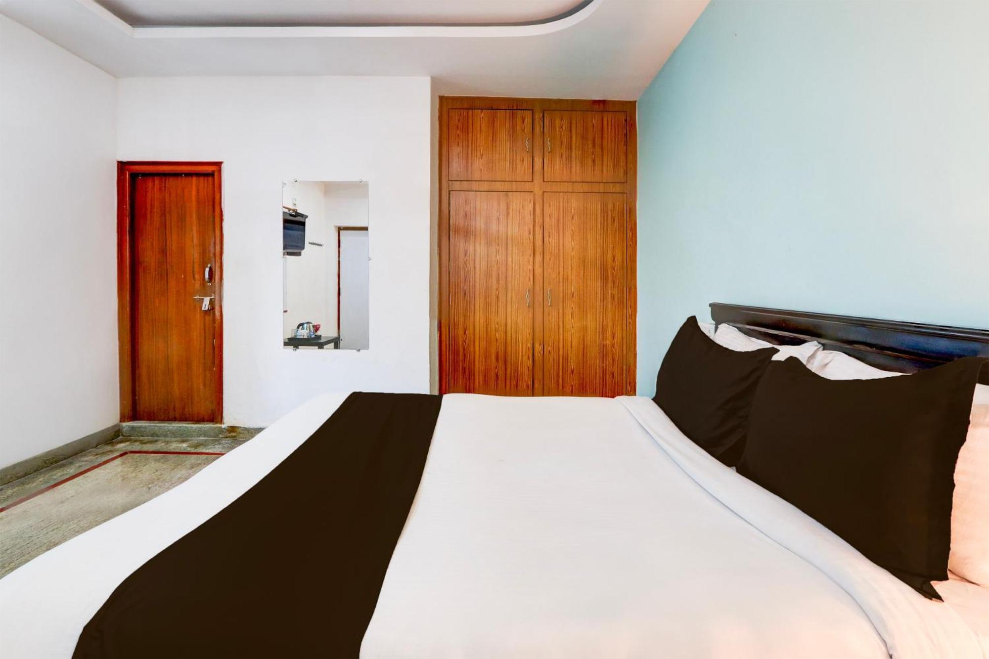 Hotel O Pleasant Maula Ali