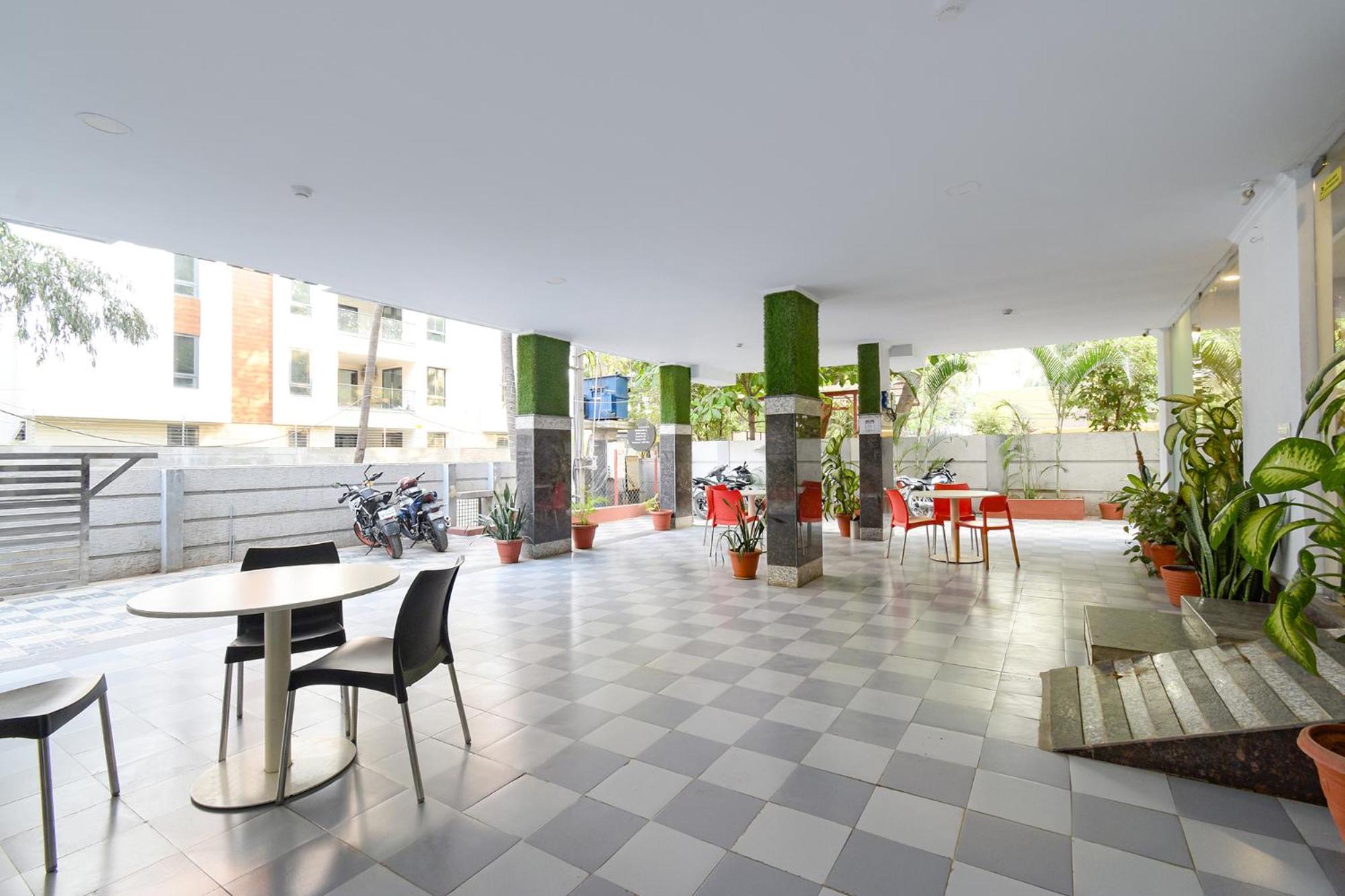 Fabhotel The Cinco Primera Hotel