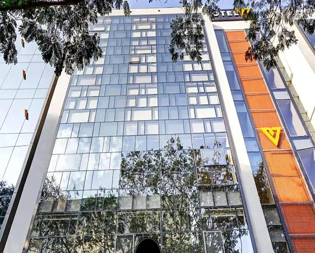 Blossom Abhi Residency - Opp Cyber Tower- A Luxury Collection Hotel- Free Early Check-ins Hyderabad