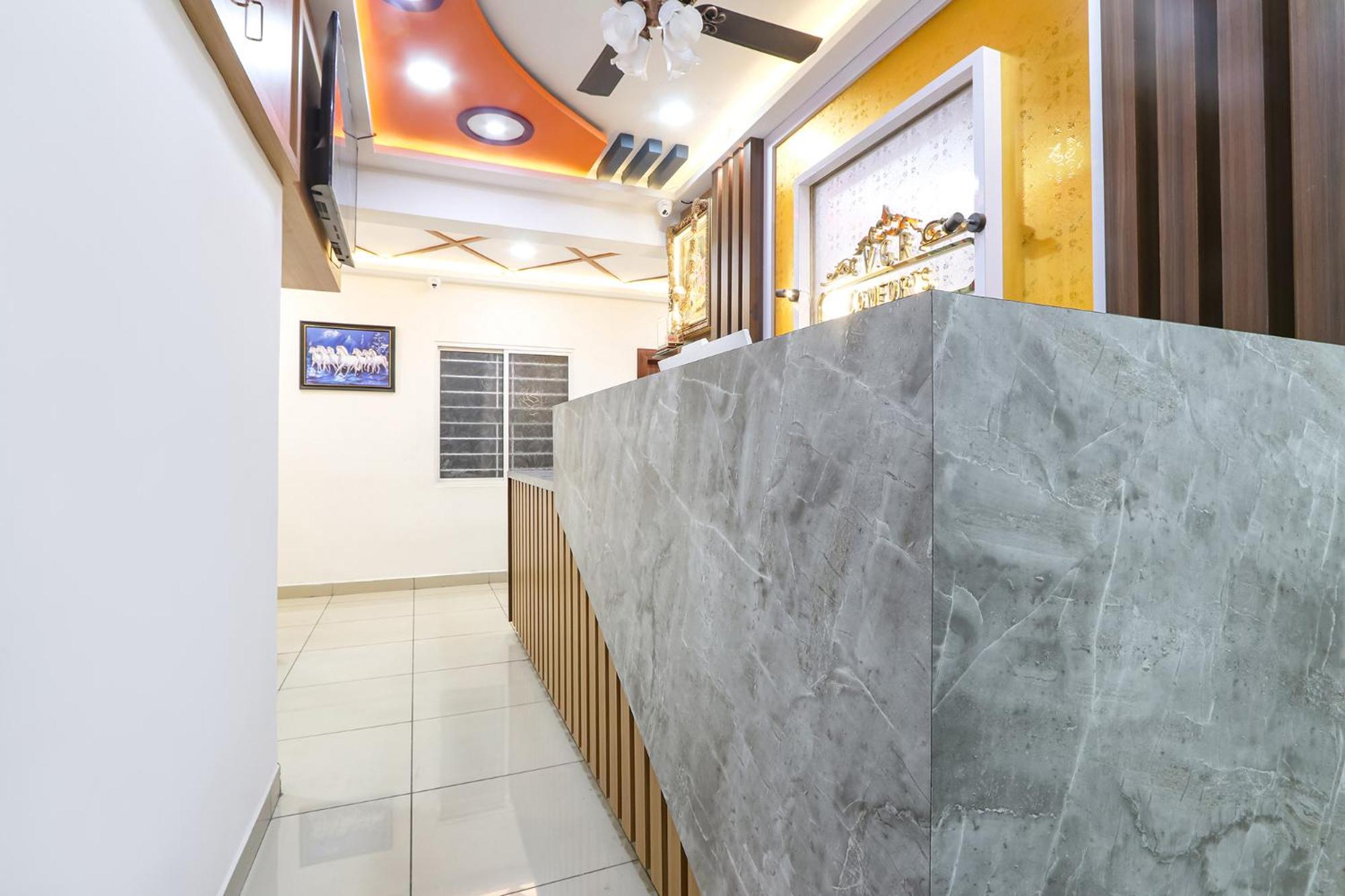 Hotel Fabhotel Vgr Comforts - Nr Khairtabad Metro Station 5*
