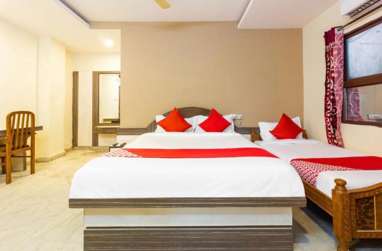 Shree Kanha Residency Hotel *