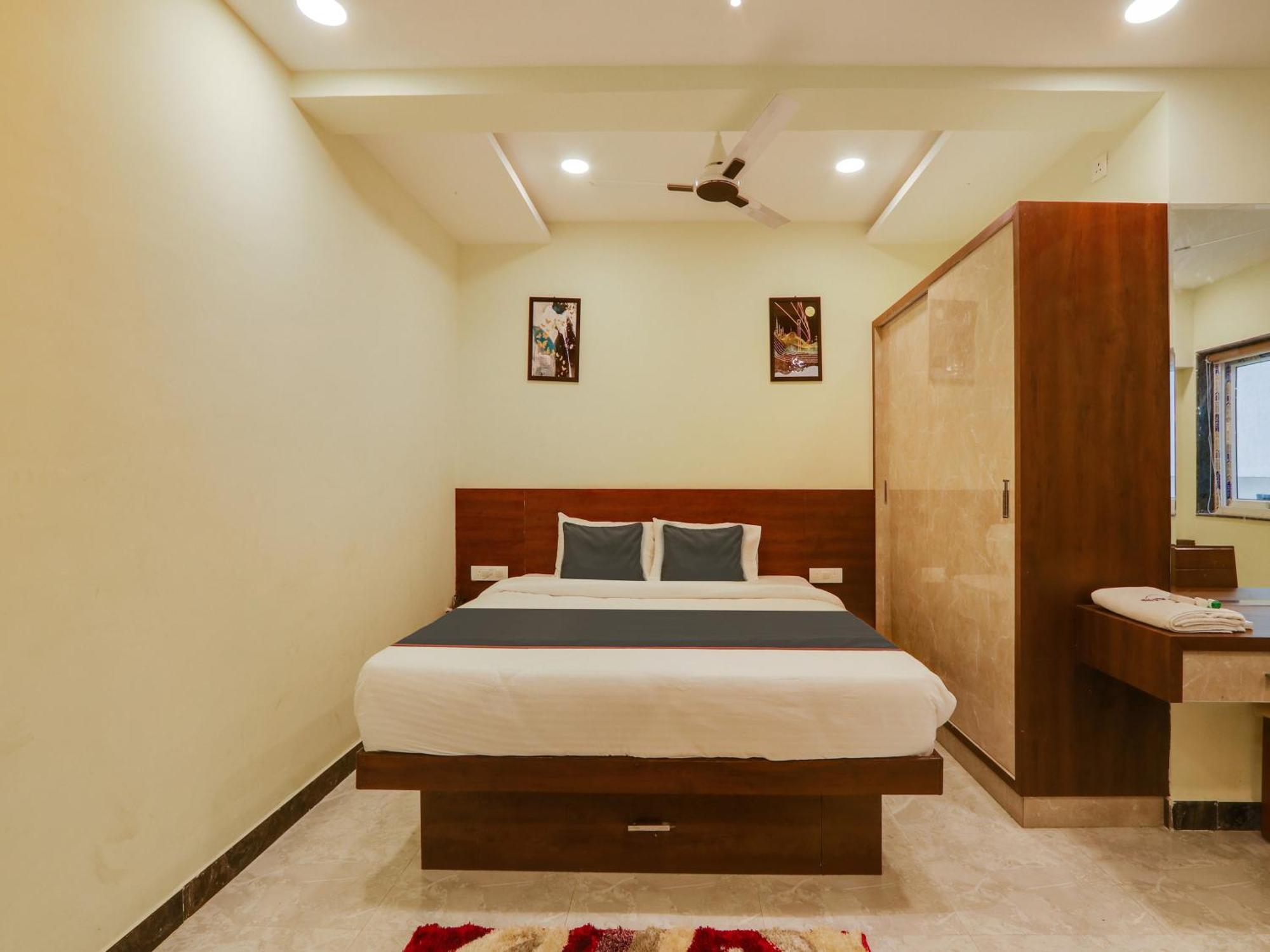 Hotel Collection O Srp Luxury Hyderabad