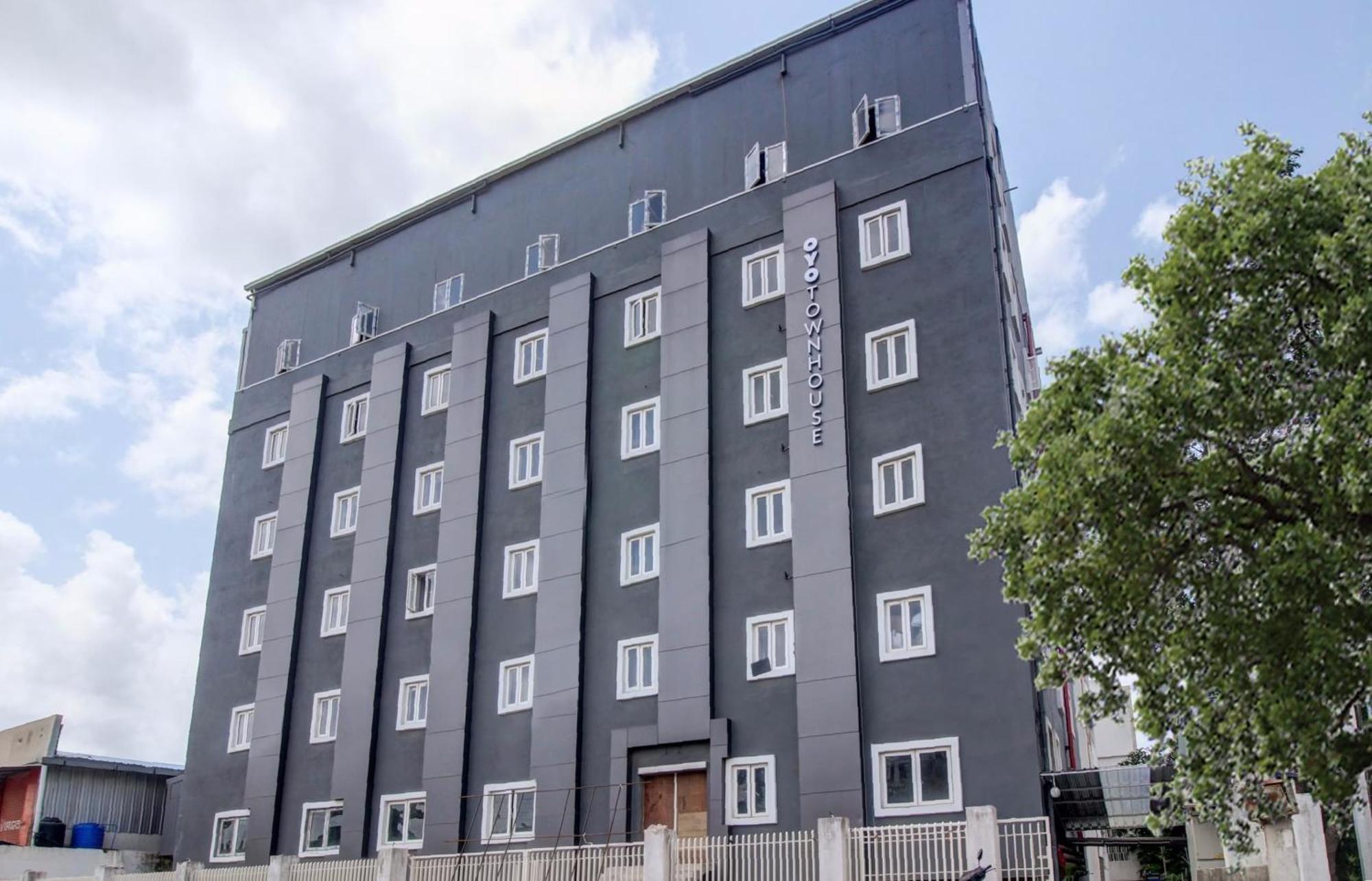 Super Townhouse Rcc Majestic 397 Lb Nagar
