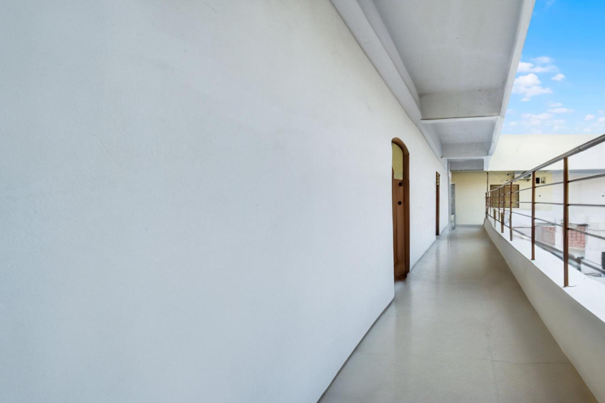 Hotel O Birla Stay Inn Hotel 2*