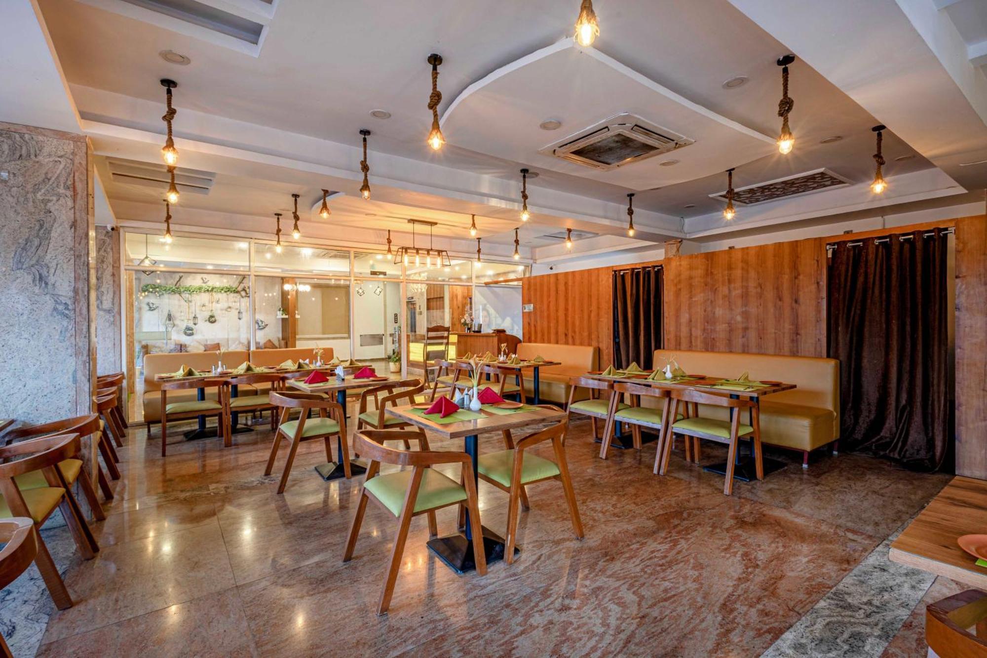 W Shamshabad Airport Zone 4* Hyderabad