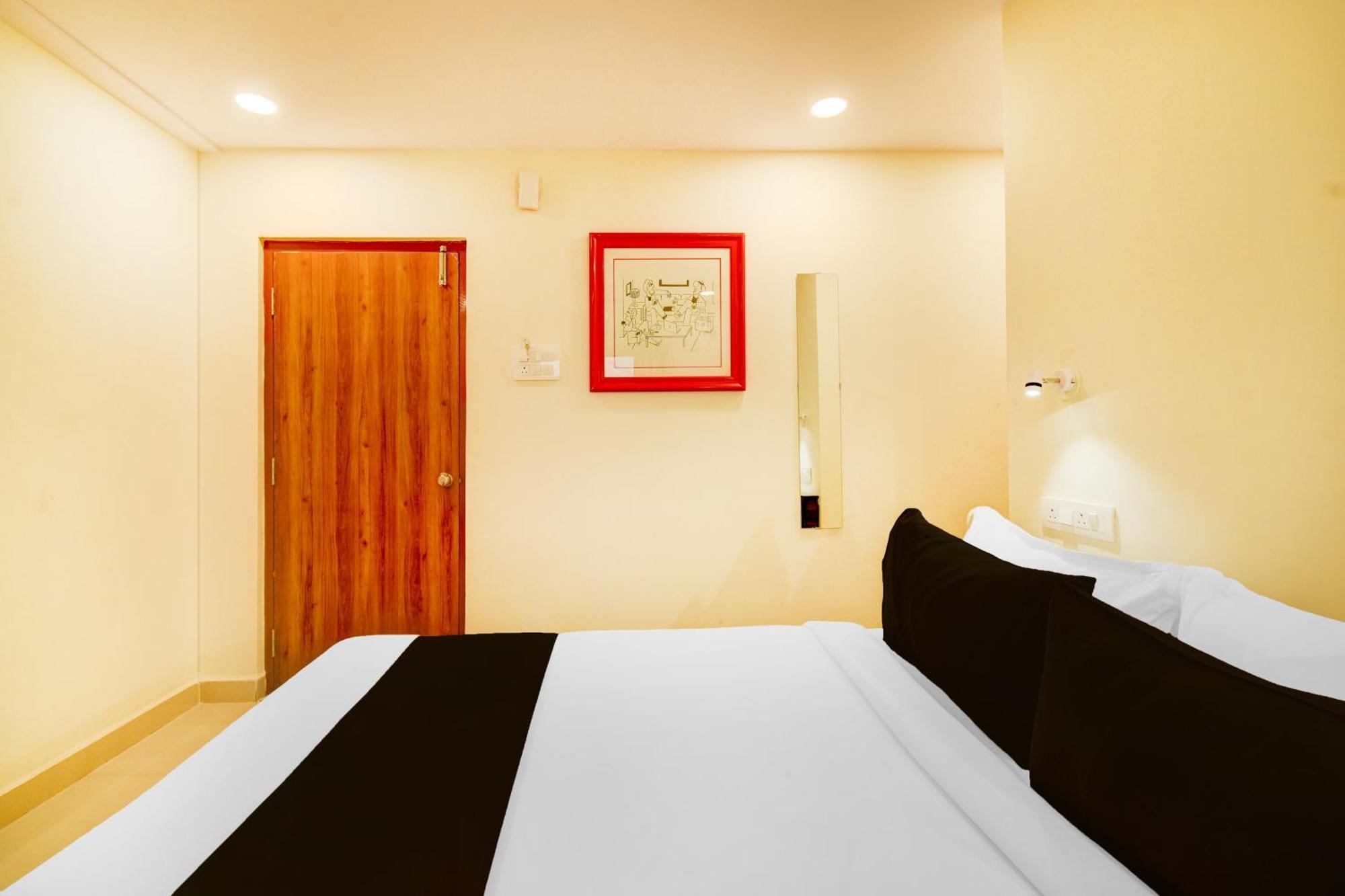 Townhouse De Alphabet - Gandimaissamma 4* Hyderabad