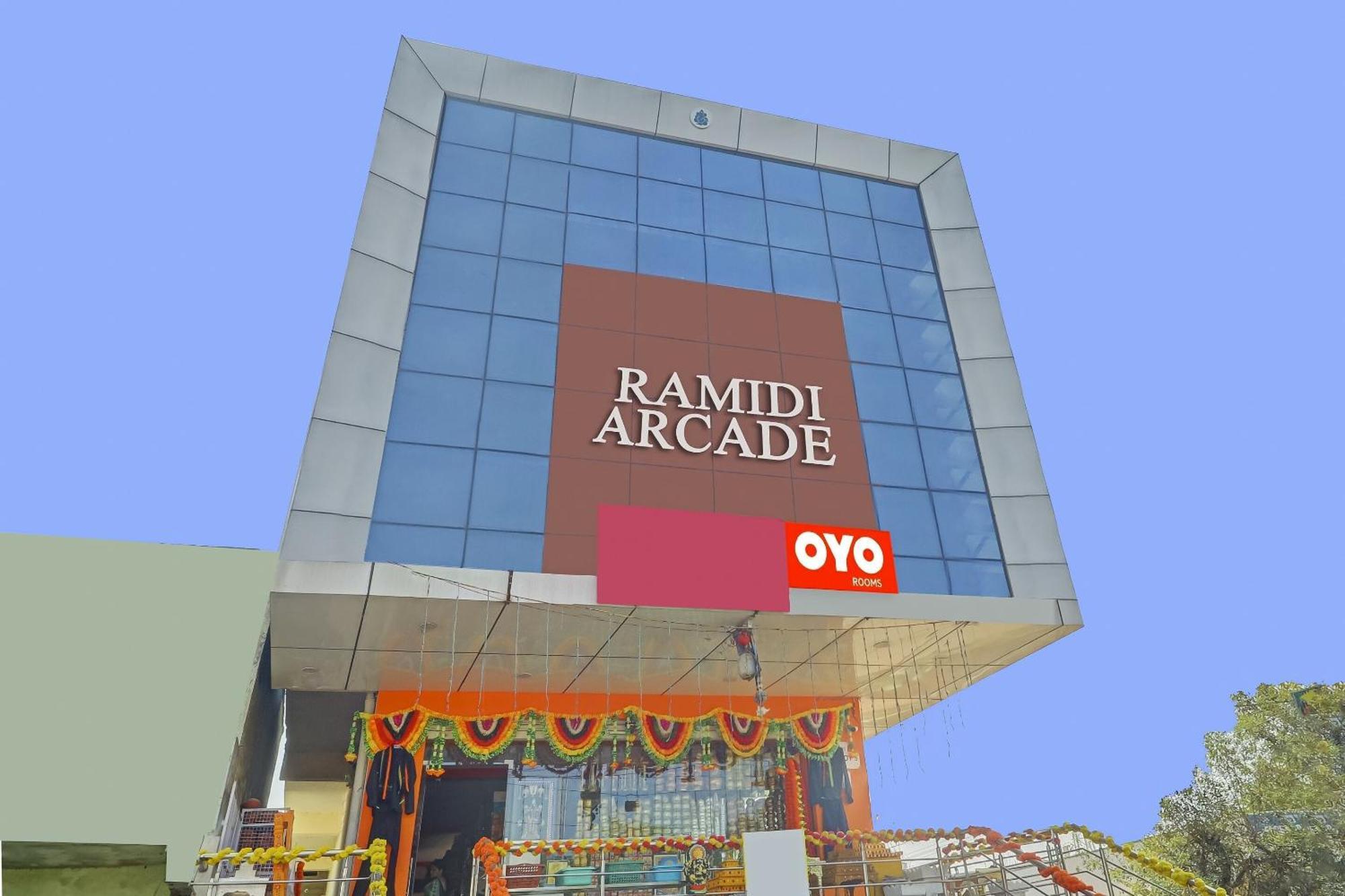Hotel O Aayush 3*