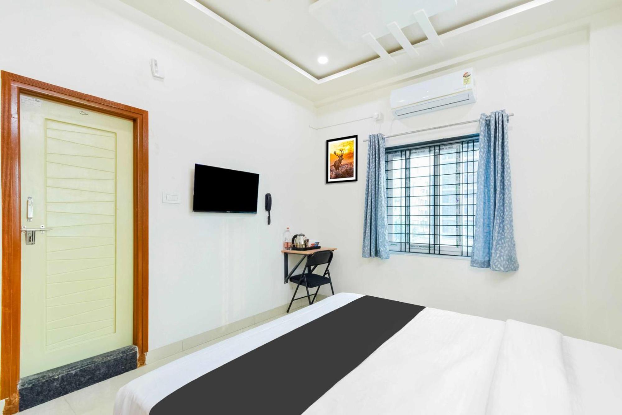 Super Townhouse Kokapet Near Gar Gundipet