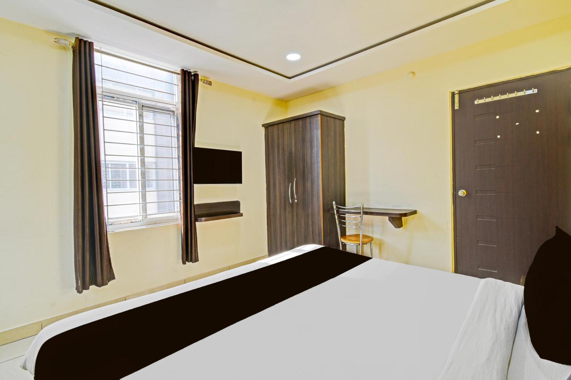 Super Collection O Kondapur Hyderabad Formerly Dunes Kondapur (Telangana)