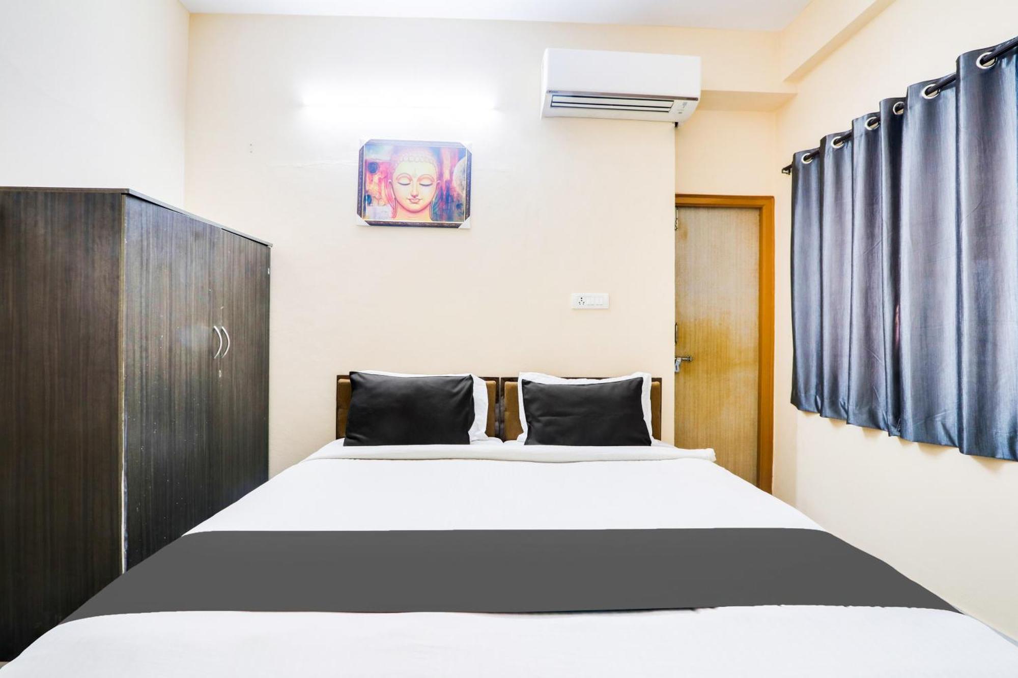 Hotel O Castle Kondapur Hyderabad