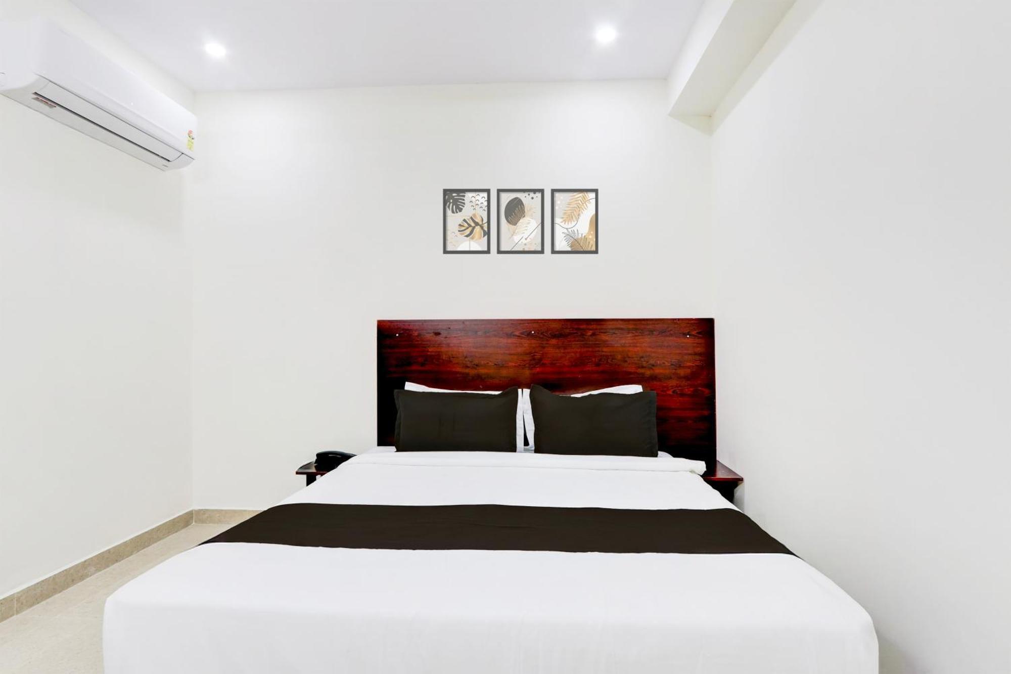 O Moon Star Nearby Rampally,ghatkesar And Cherlapalli Hotel