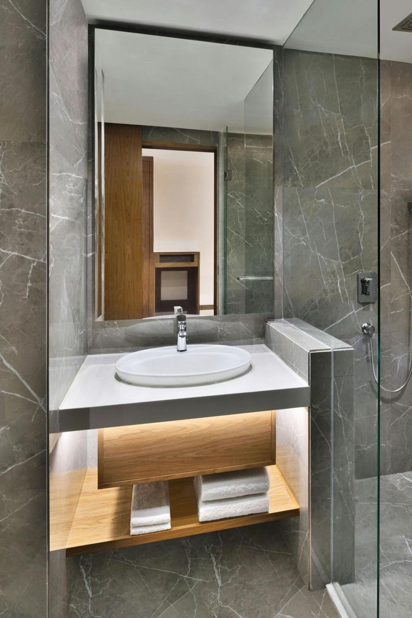 Le Meridien 5*