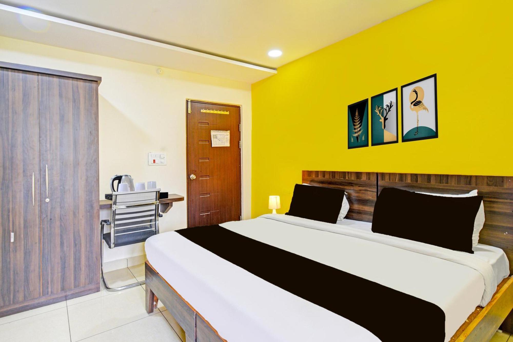 Super Collection O Kondapur Hyderabad Formerly Dunes 3*