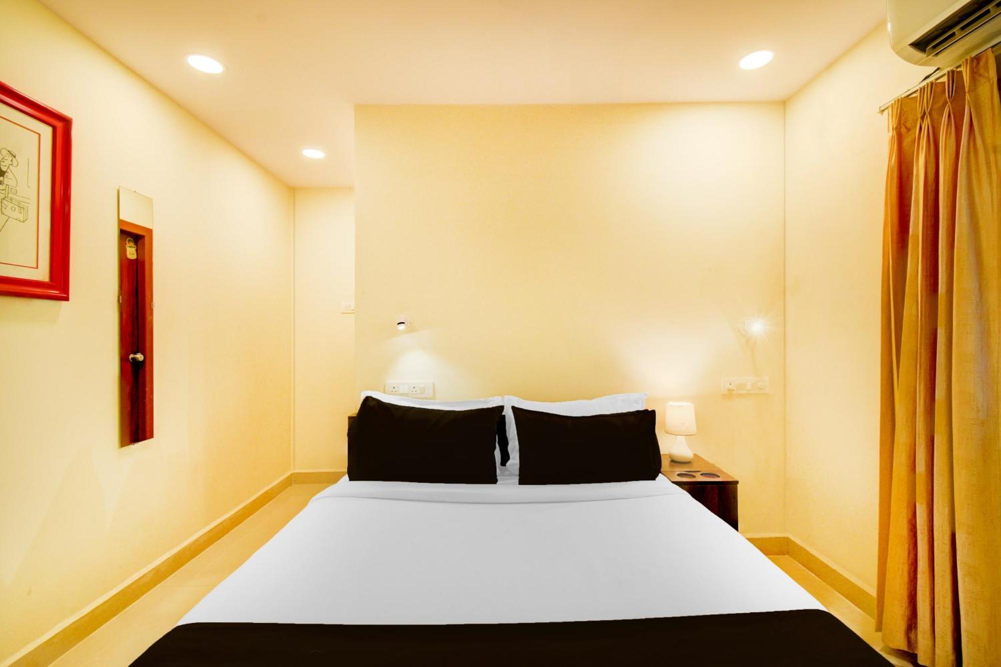 Hotel Townhouse De Alphabet - Gandimaissamma 4*