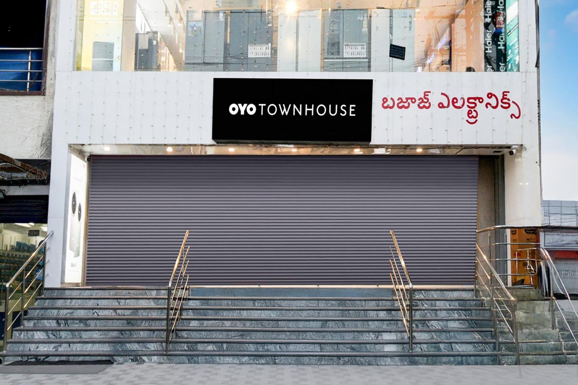 Townhouse De Alphabet - Gandimaissamma Hotel Hyderabad