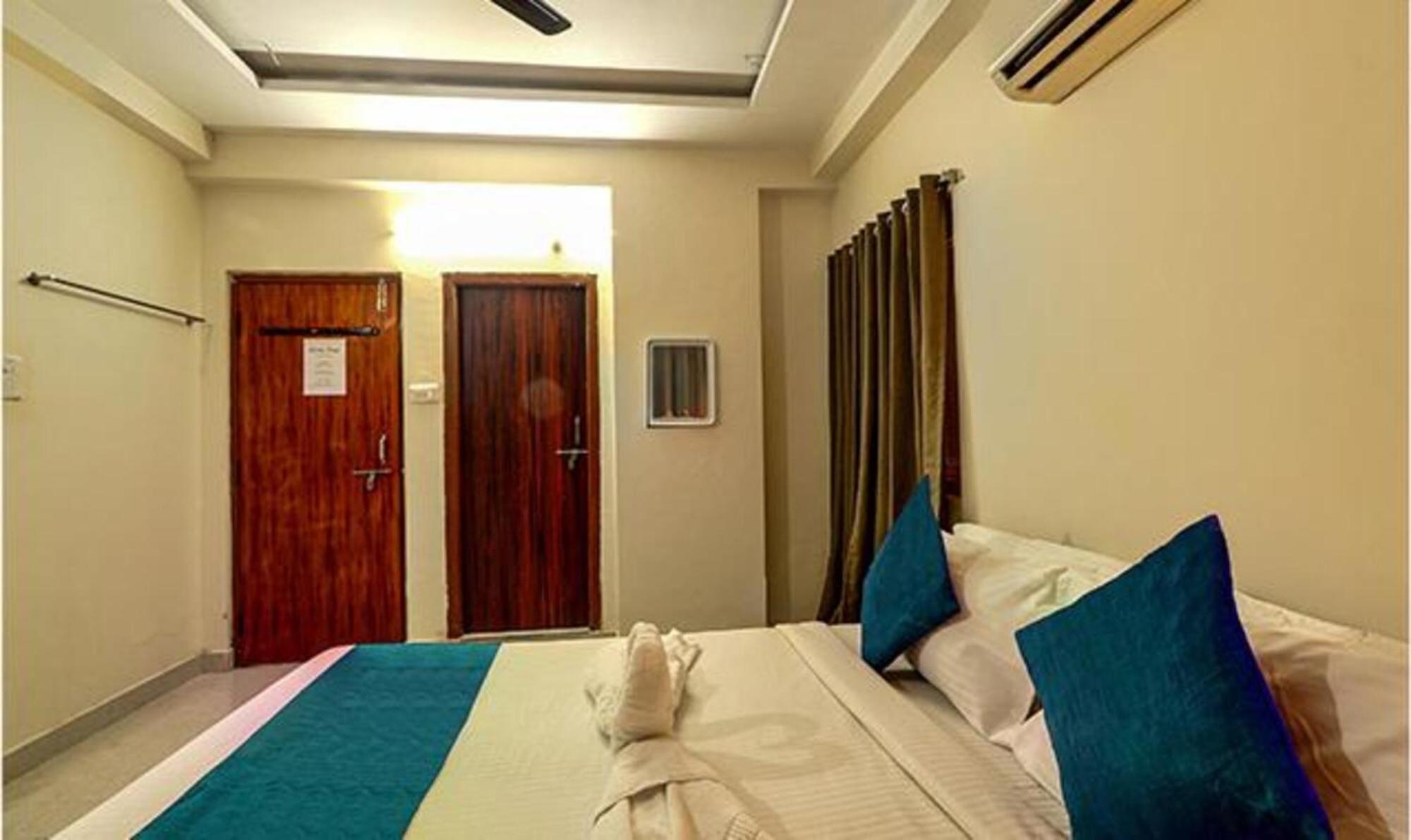 Fabhotel Verizon Stays- Nr Narayana Iit Jee College For Girls, Mallampet Hyderabad