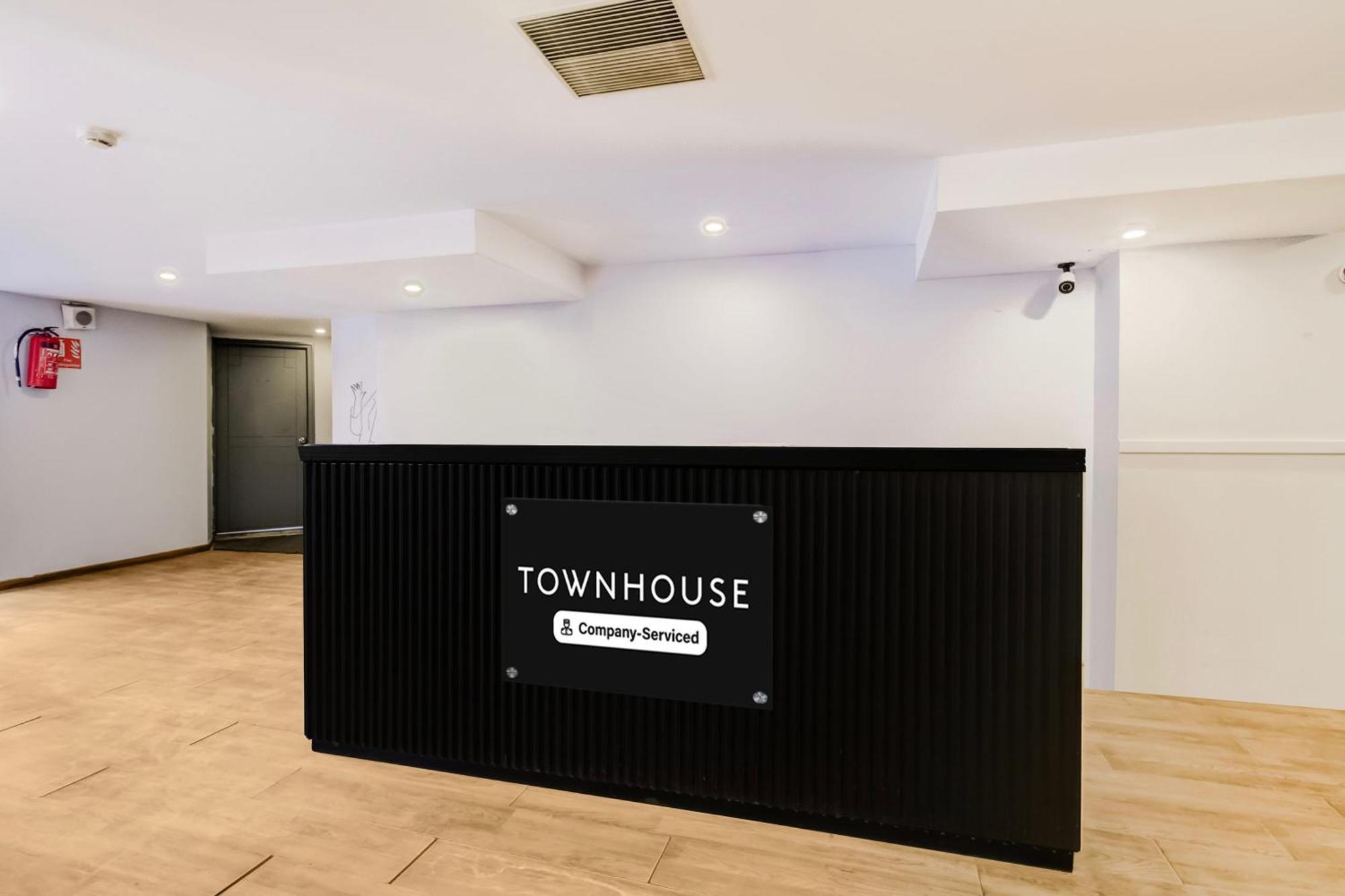 Hotel Super Townhouse Lakdikapul Hyderabad
