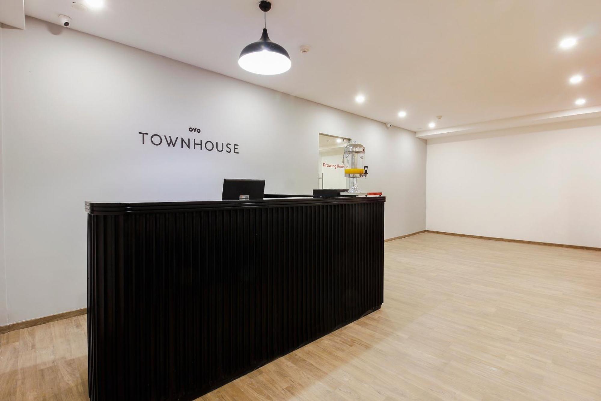 Super Townhouse Rcc Elite Hotel 4*