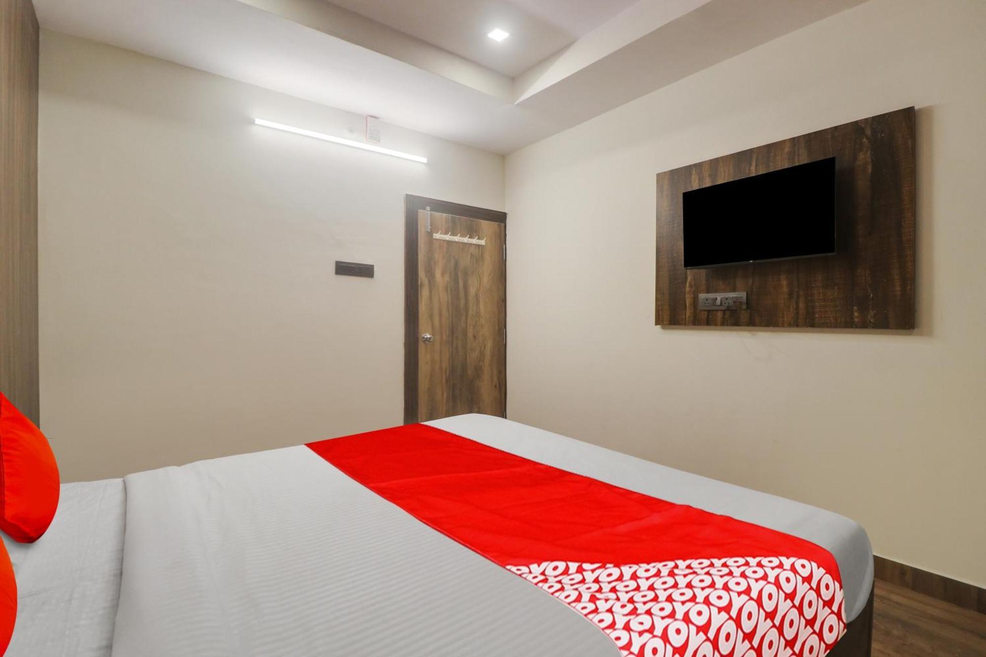 O R Square Grand Hotel