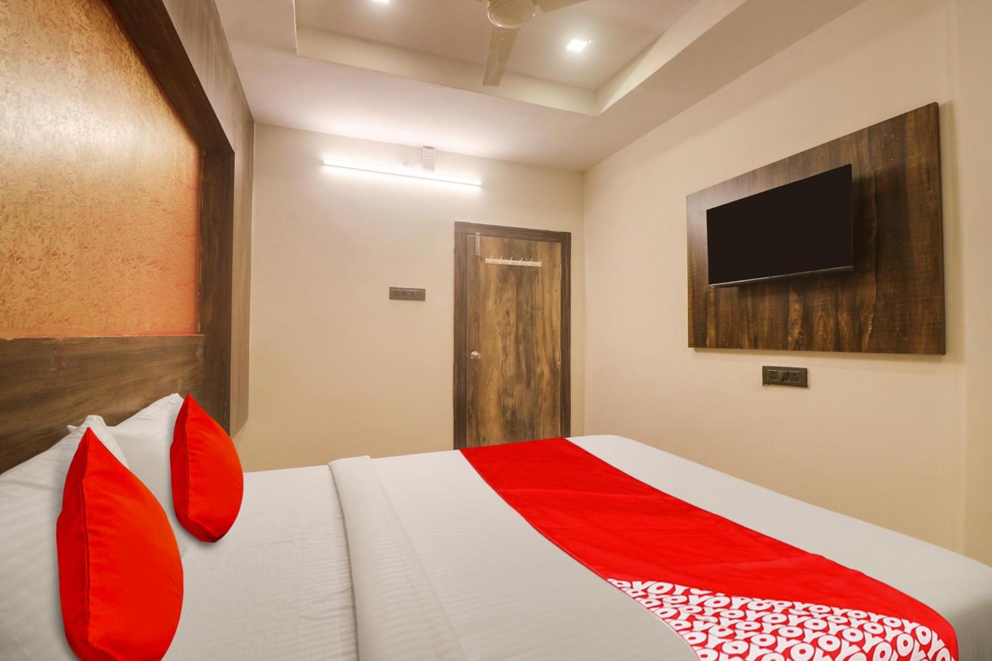 O R Square Grand Hotel Hyderabad
