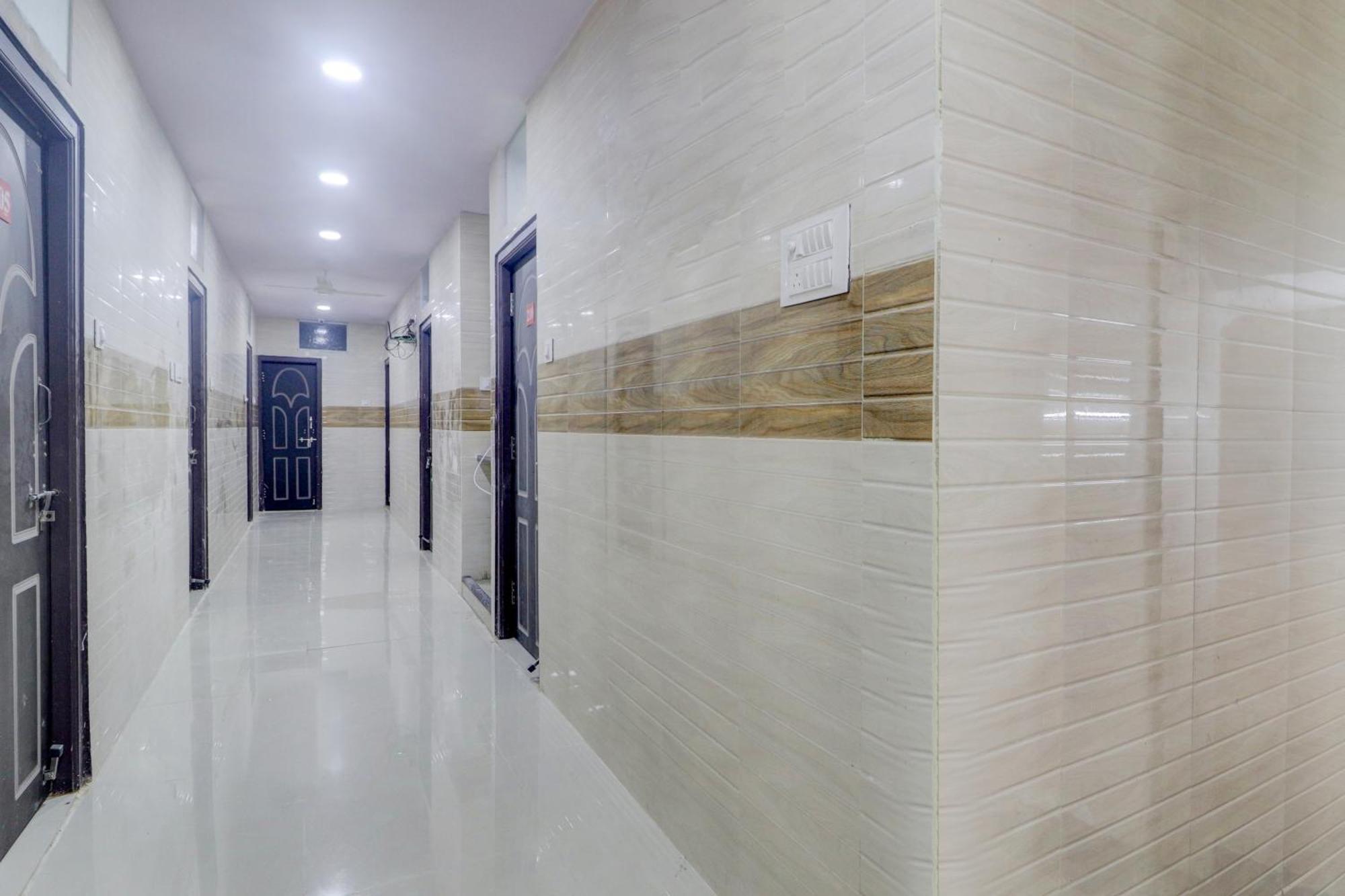 O New Aroma Classic Hotel