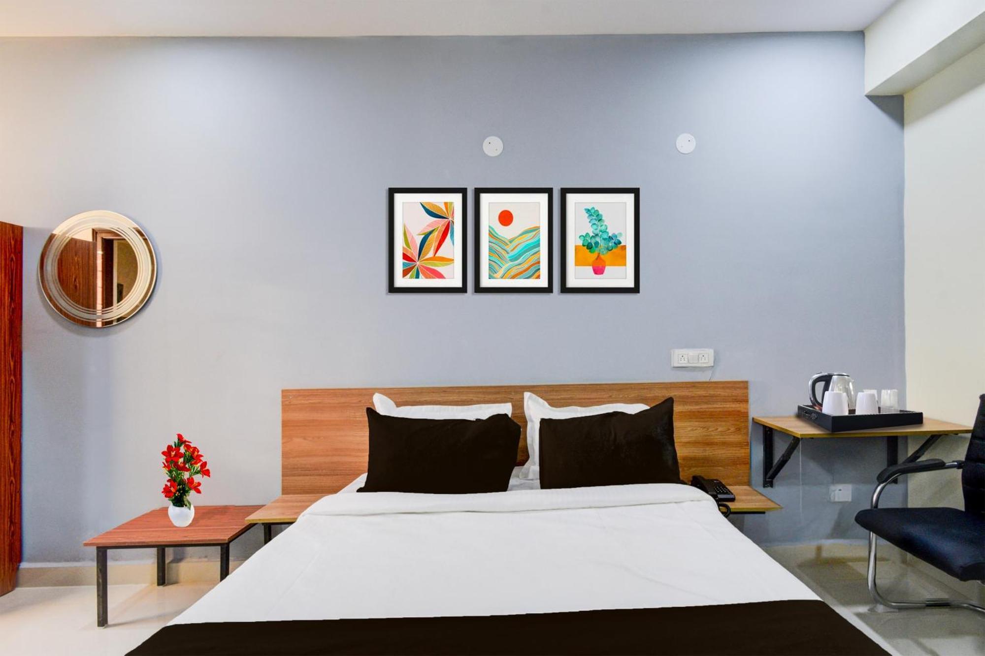 Super Townhouse Kukatpally North Formerly Munagala Arcade 2*