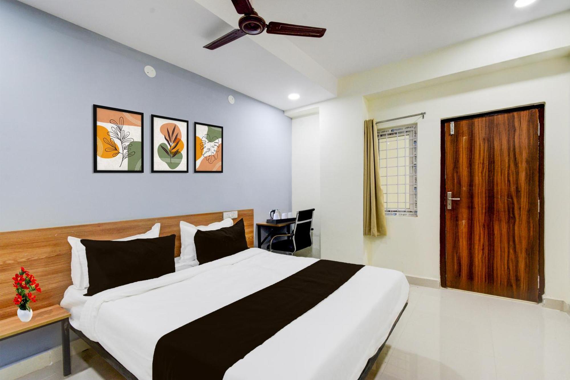 Hotel Super Townhouse Kukatpally North Formerly Munagala Arcade 2*