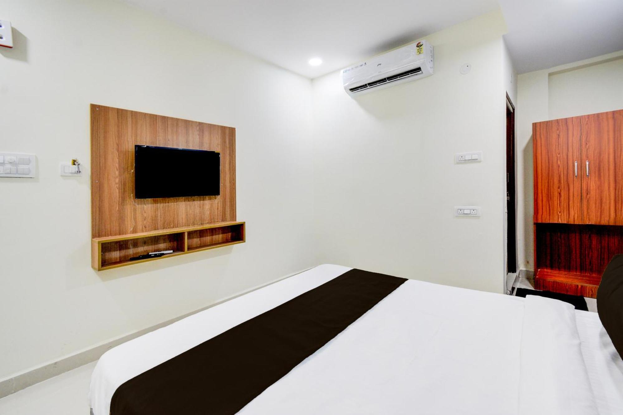 Super Townhouse Kukatpally North Formerly Munagala Arcade 2*