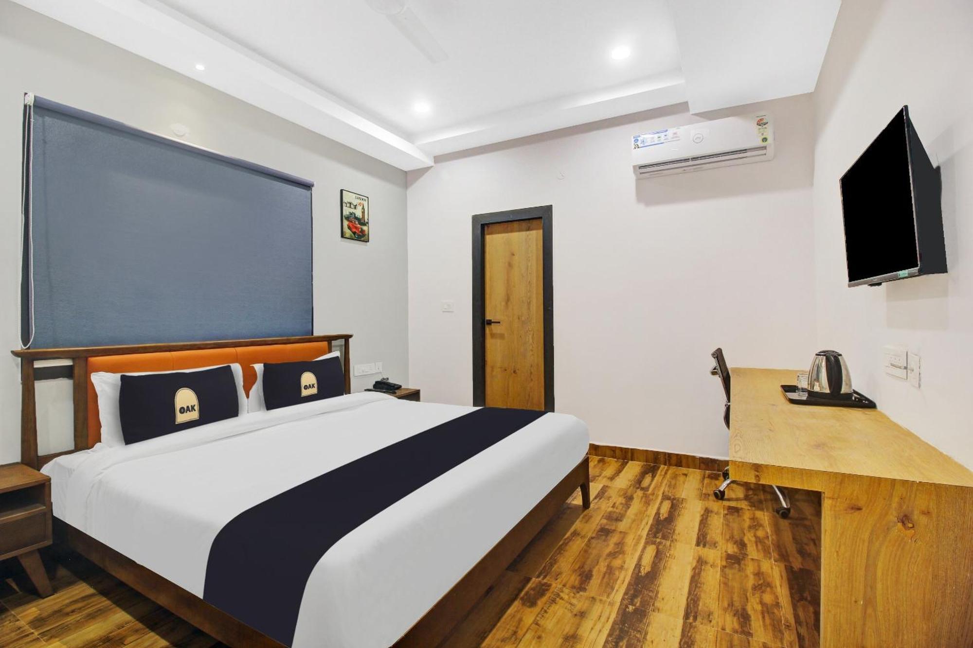Hotel Super Townhouse Oak Hitec Near Image Hospital 4*