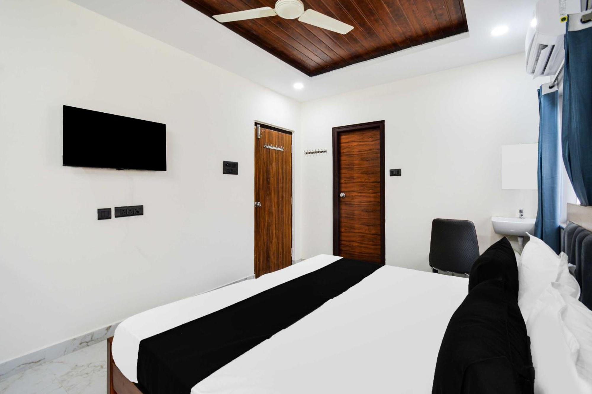 Hotel Super O Gachibowli Near Isb 2*