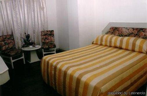 Oyo 9302 Baseraa 3* Hyderabad