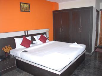 Royal Grand Hotel