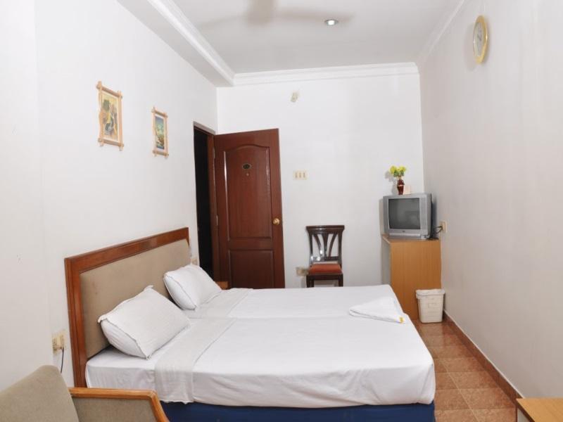 Hotel Sitara Paradise Ameerpet 2*
