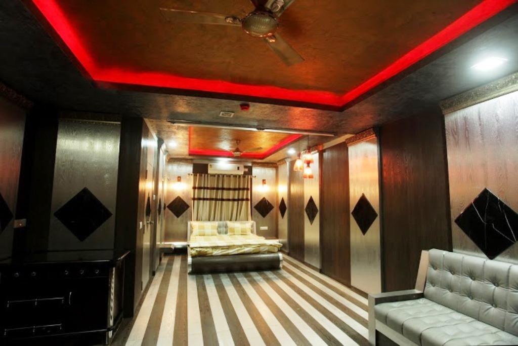 Hotel Grand Elite