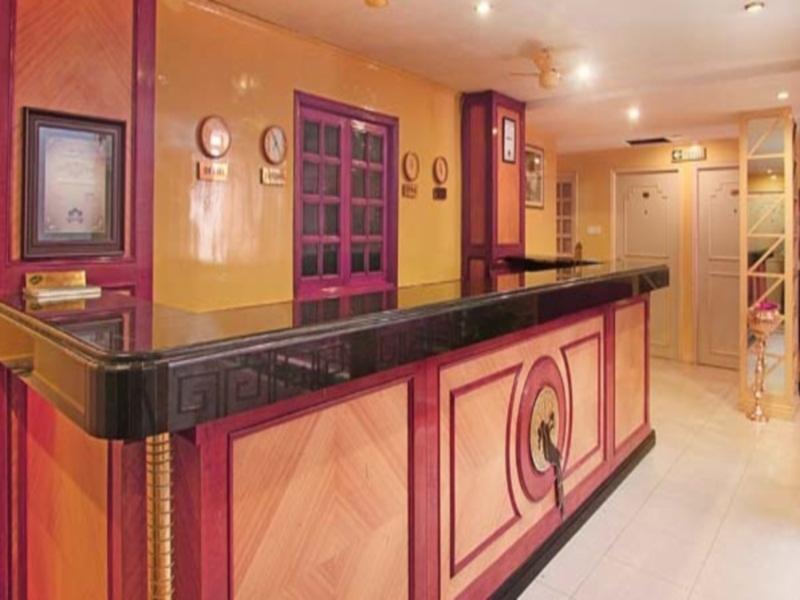 Hotel Oyo 9302 Baseraa Hyderabad