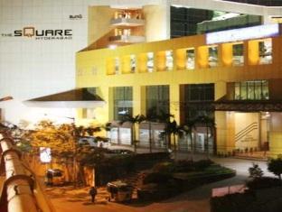 Square Hotel 4*