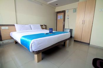 Fabhotel Tanisha Jubilee Hills Hotel