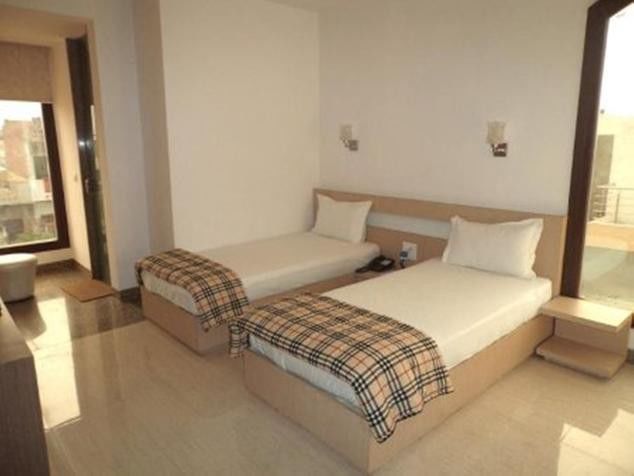 The Crown Hotel 3*