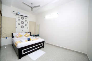Hotel Oyo 14500 Hill View Hyderabad