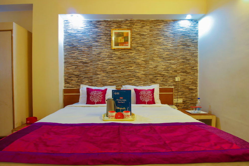 Oyo Chikkadpally Hotel 3*