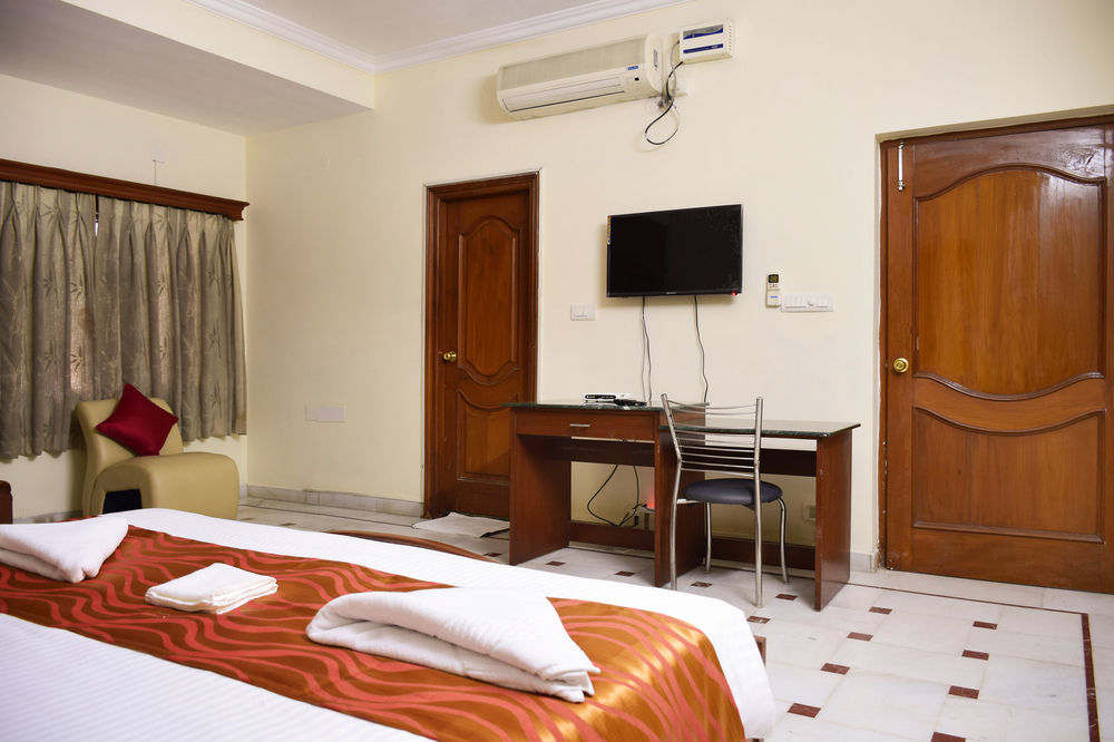 Zo Banjara Hills Road No 12 3* Hyderabad