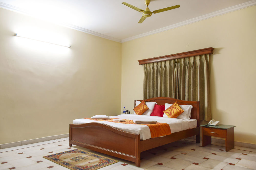 Hotel Zo Banjara Hills Road No 12 3*