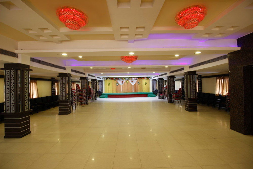 Oyo Chikkadpally Hotel 3*