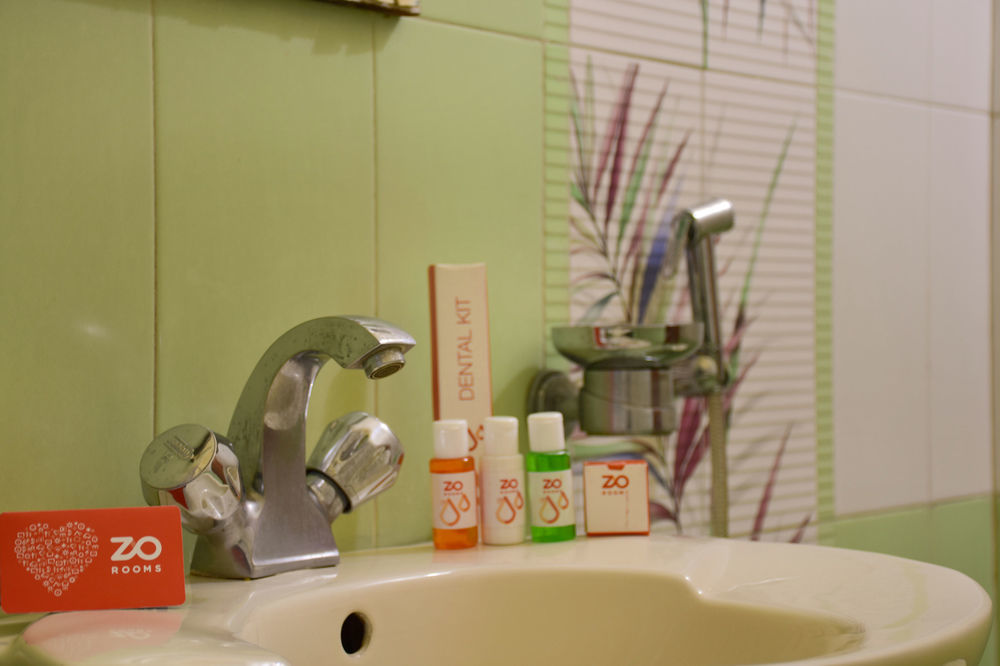 Zo Banjara Hills Road No 12 Hotel 3*