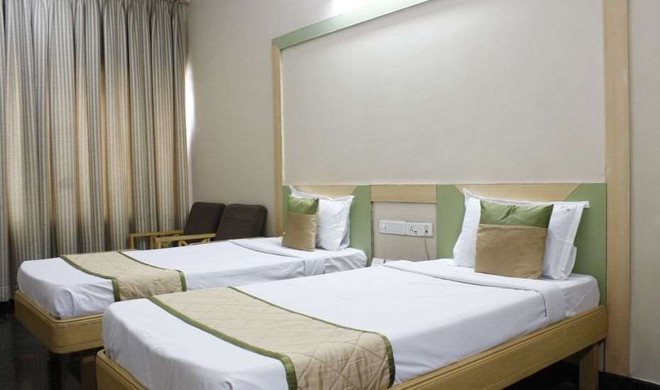 Raj Comfort Hotel