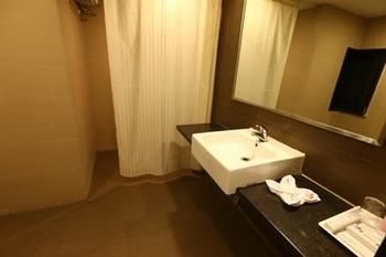 Vaishnaoi Hotel Hyderabad